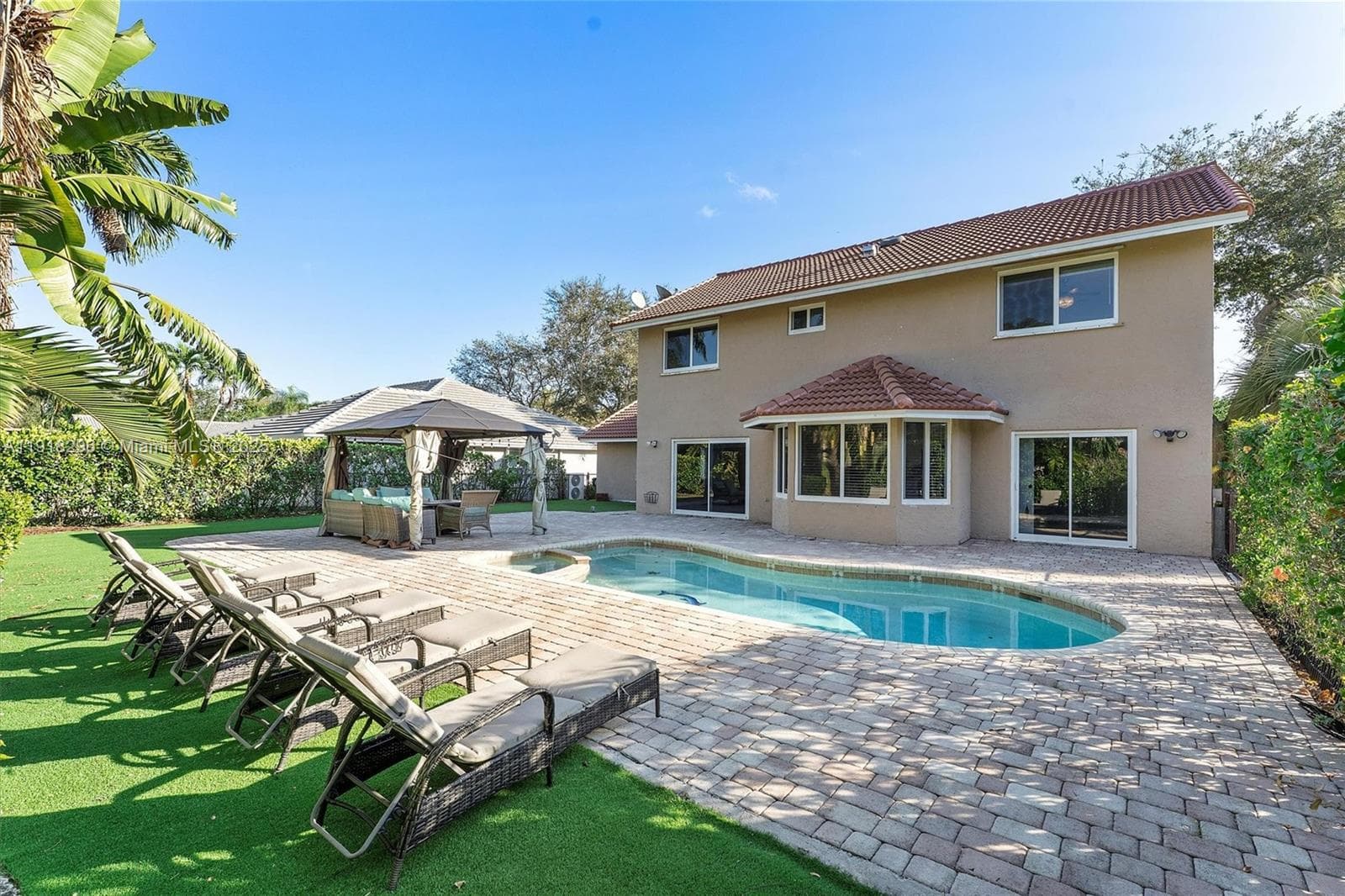 3933 NW 55th St photo 1