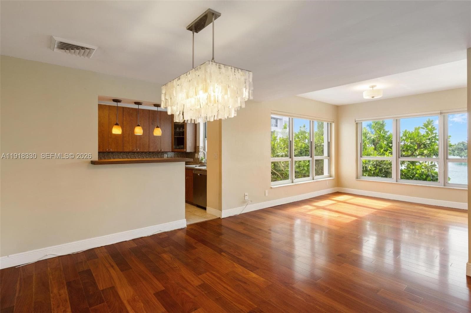 Blair House · #2-DW in Bay Harbor Islands - Photo 12
