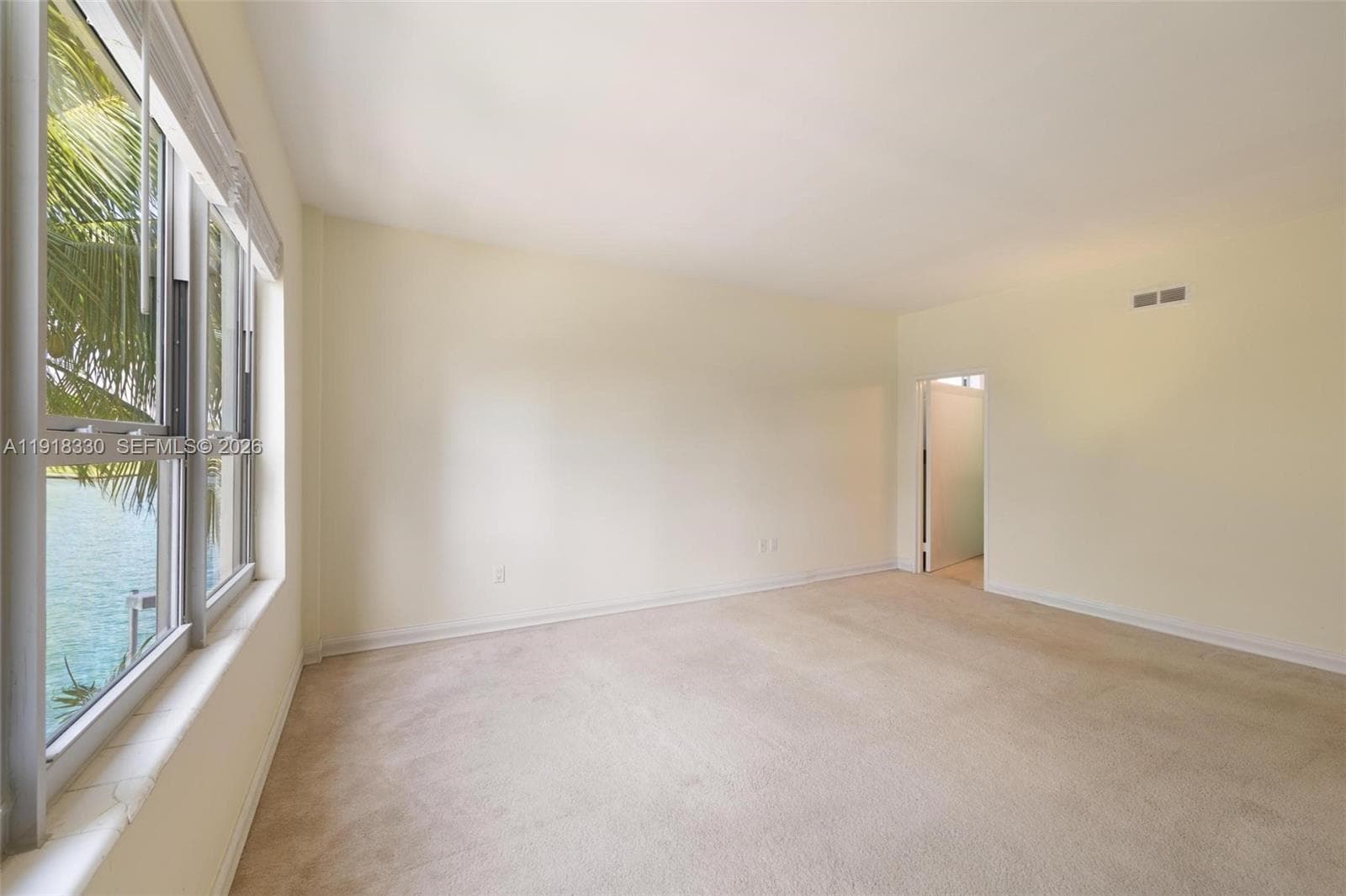 Blair House · #2-DW in Bay Harbor Islands - Photo 18