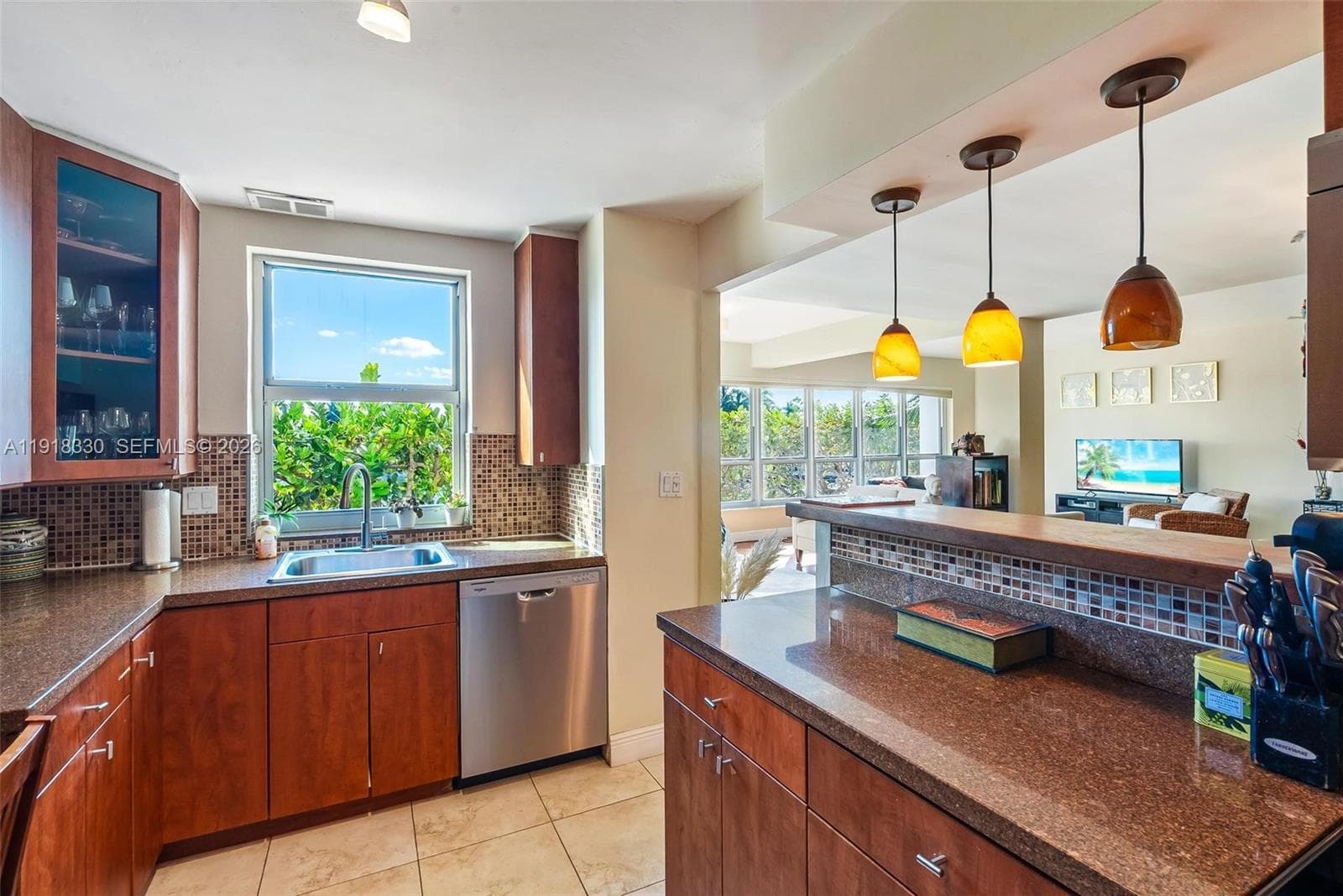 Blair House · #2-DW in Bay Harbor Islands - Photo 25