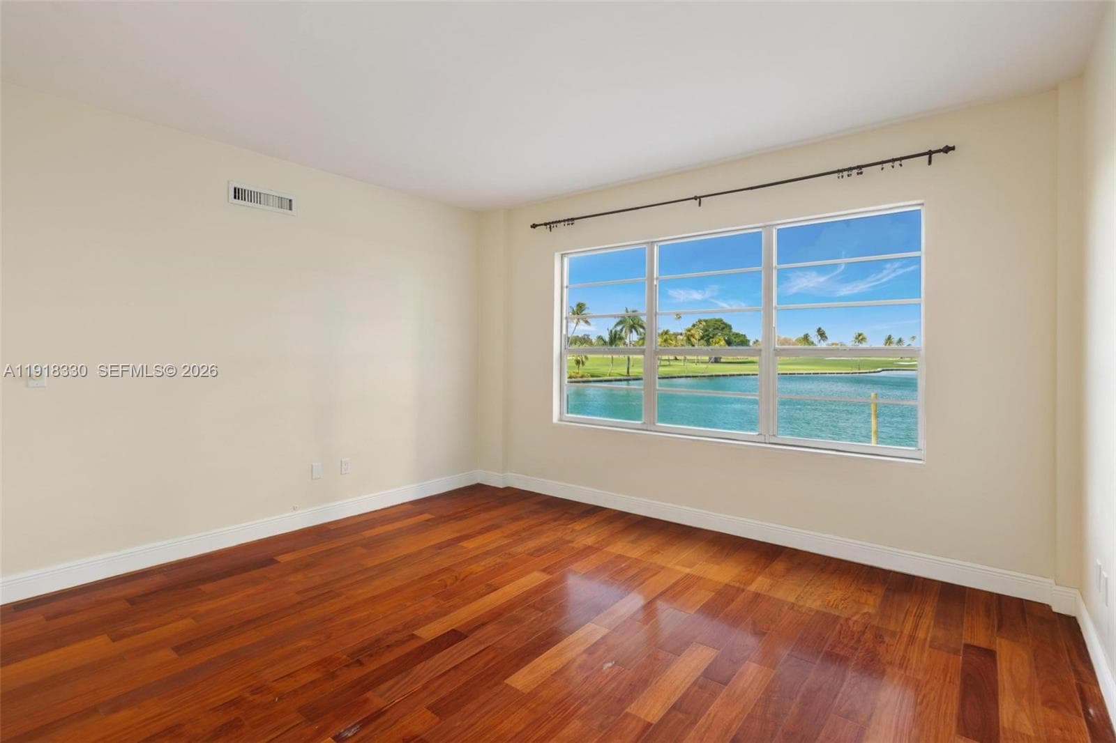 Blair House · #2-DW in Bay Harbor Islands - Photo 21
