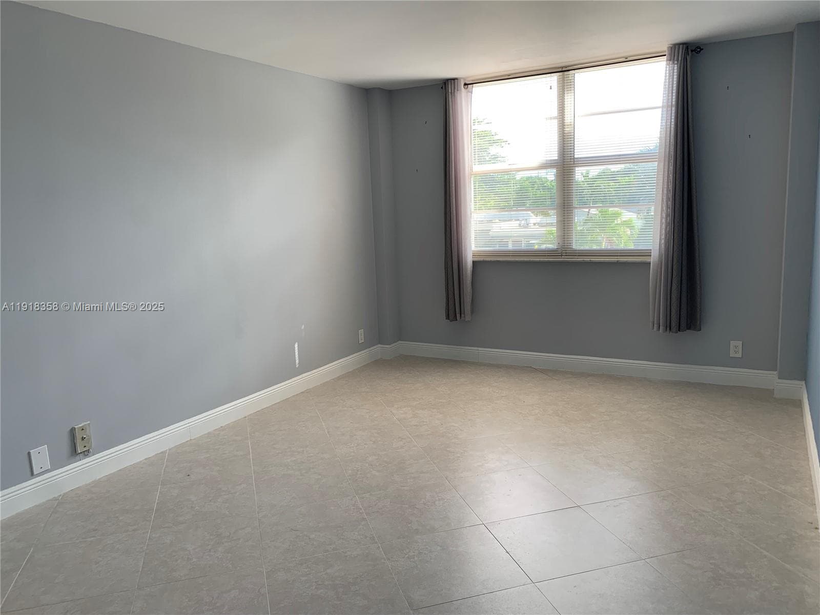 ISLAND PLACE AT NORTH BAY · #2M in North Bay Village - Photo 9
