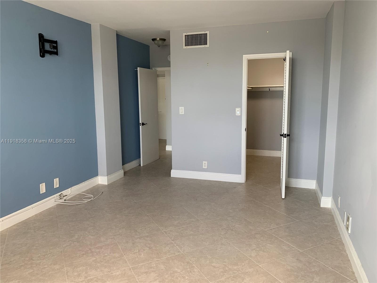 ISLAND PLACE AT NORTH BAY · #2M in North Bay Village - Photo 11