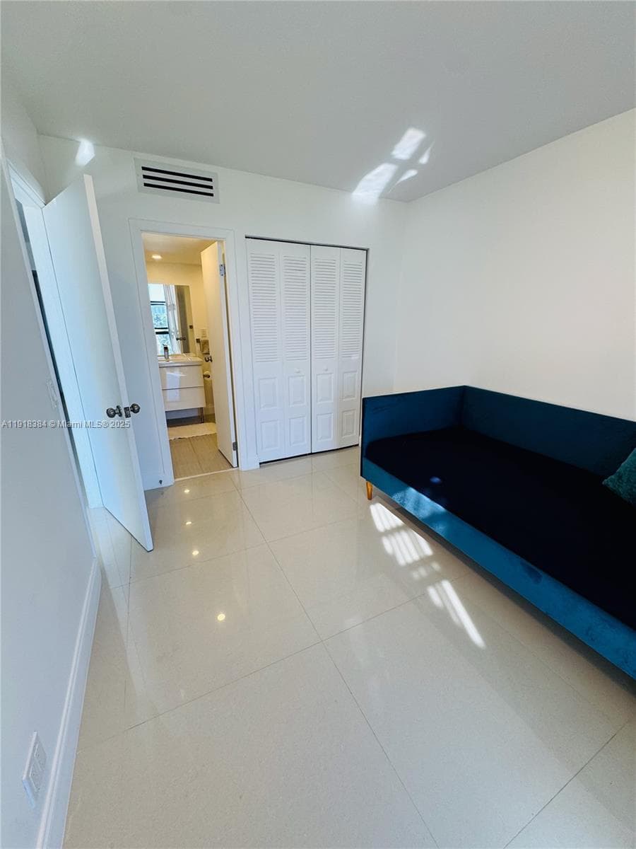 Coronado Condo · #608 in Aventura - Photo 23
