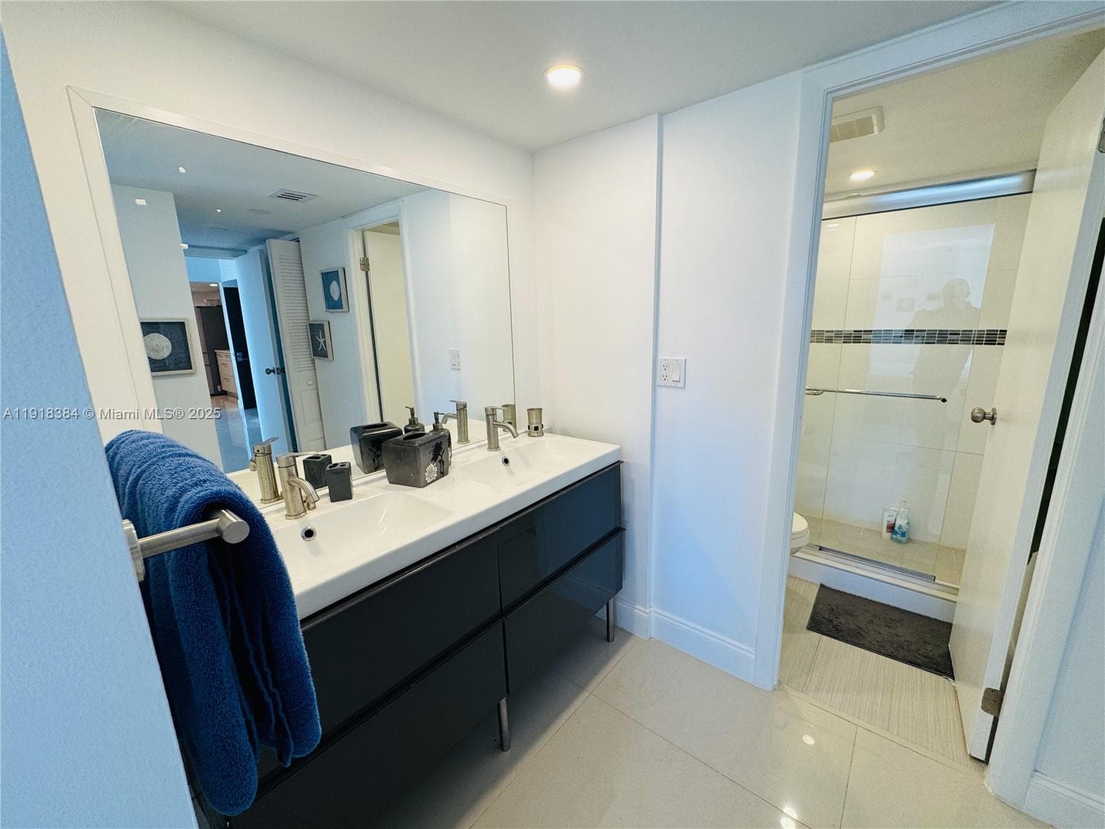 Coronado Condo · #608 in Aventura - Photo 16