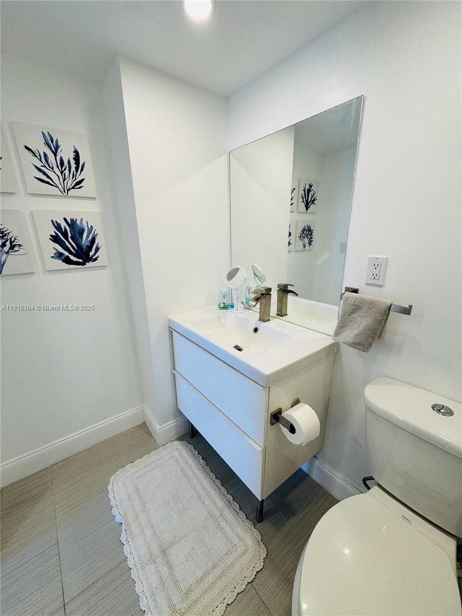 Coronado Condo · #608 in Aventura - Photo 25