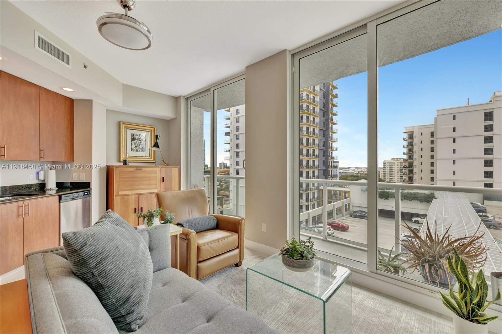 STRADA 315 CONDO · #902 in Fort Lauderdale - Photo 4