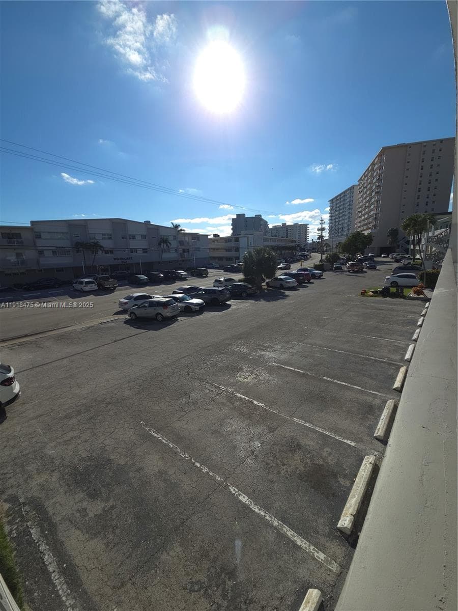 ENVOY NORTH CONDO · #110 in Hallandale Beach - Photo 6