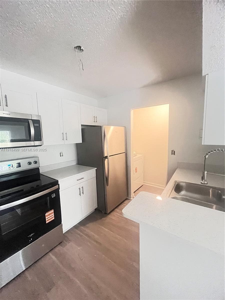 WINDWARD LAKES CONDO · #H305 in Pompano Beach - Photo 3