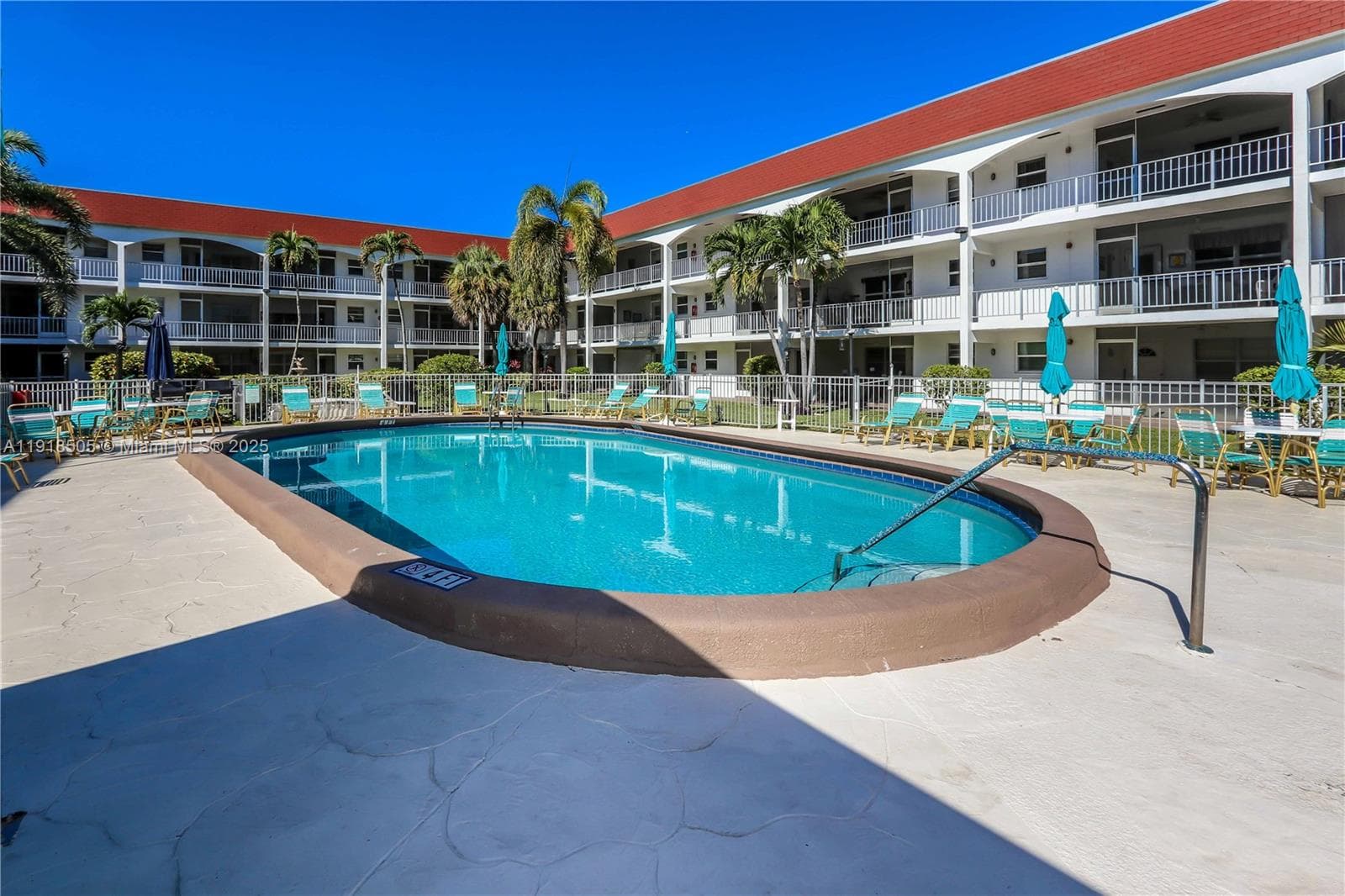 Casa Paradiso · #124 in Hallandale Beach - Photo 28