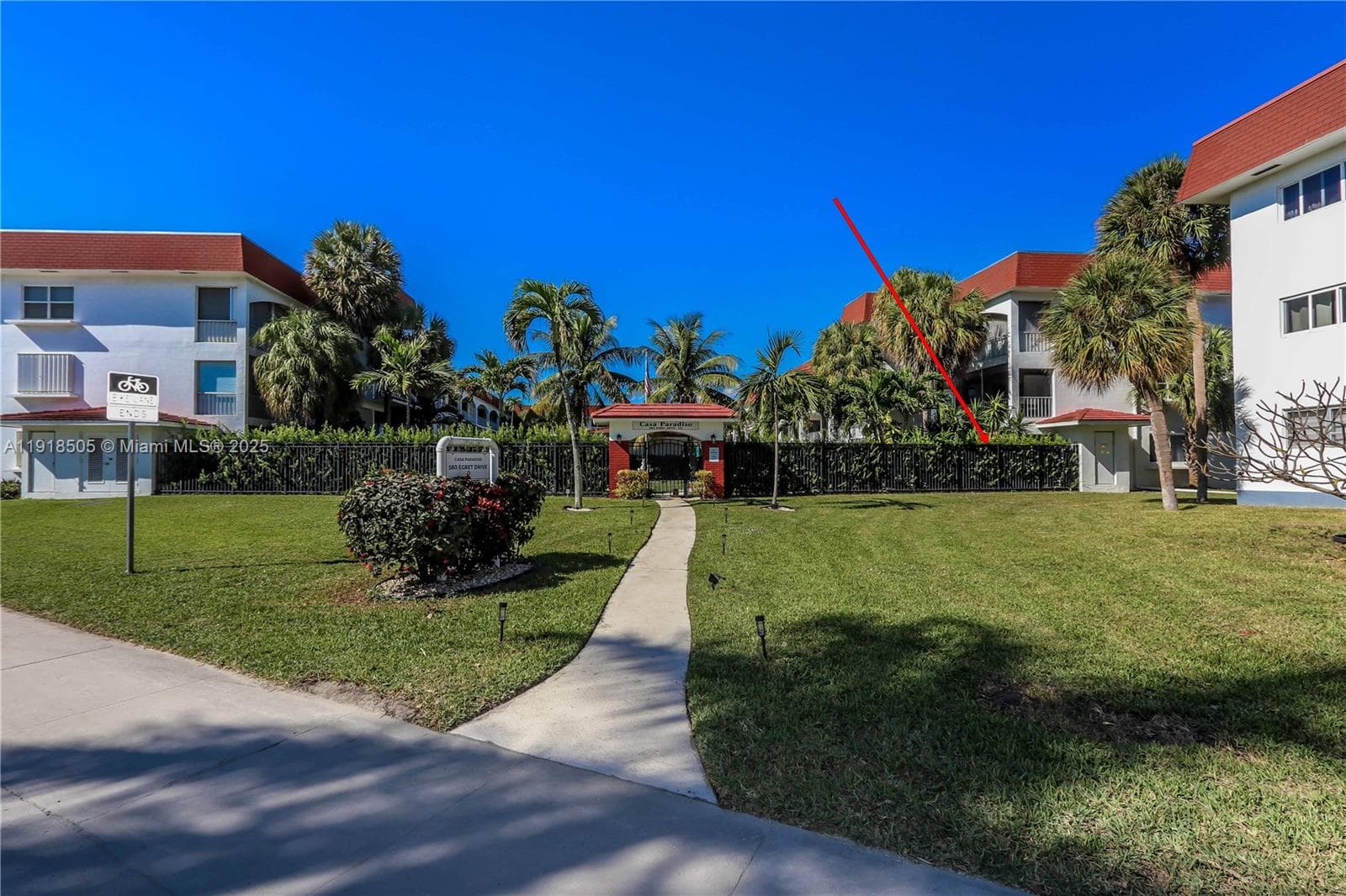 Casa Paradiso · #124 in Hallandale Beach - Photo 25