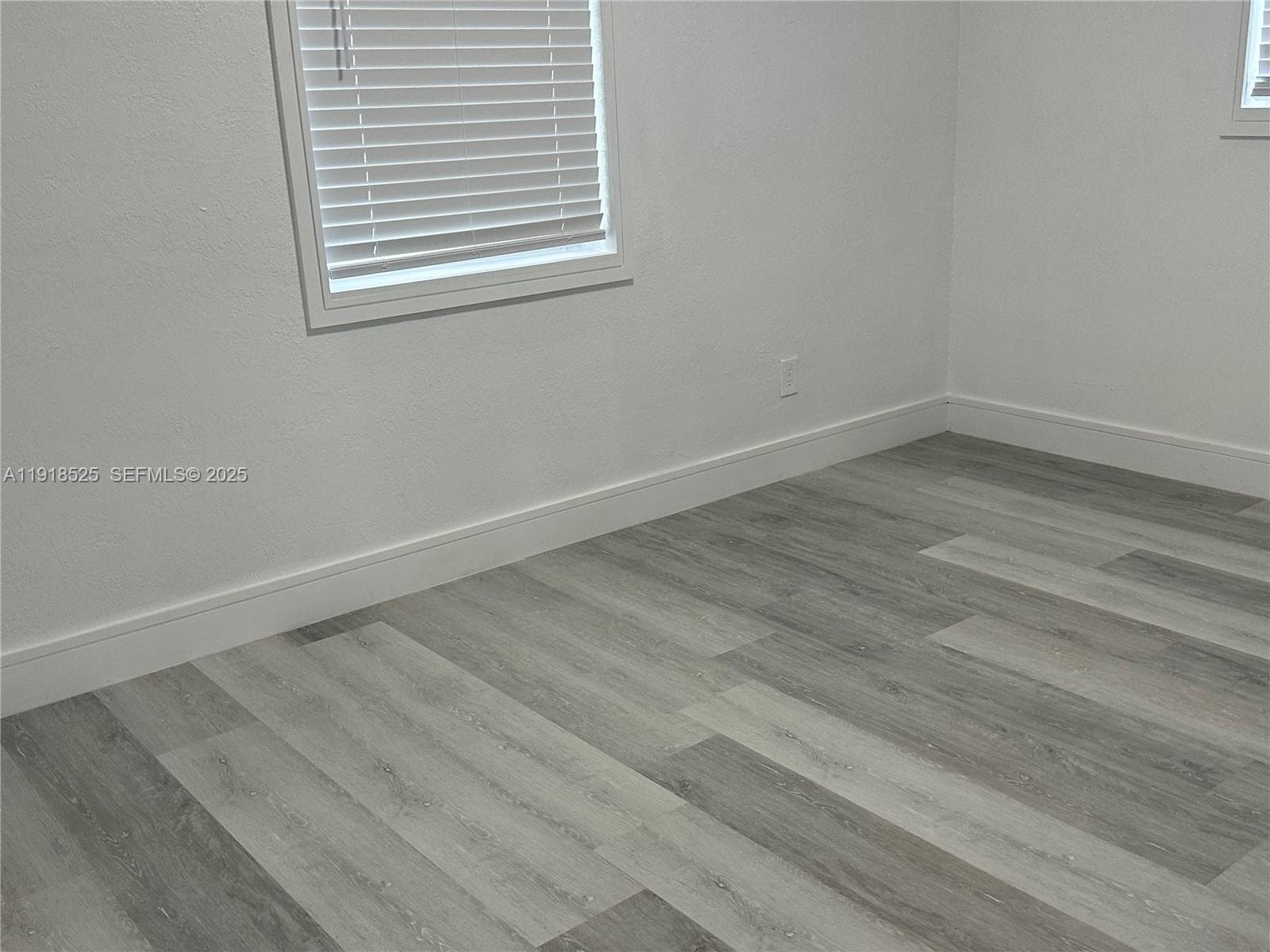 1308 NW 13th Ct photo 22
