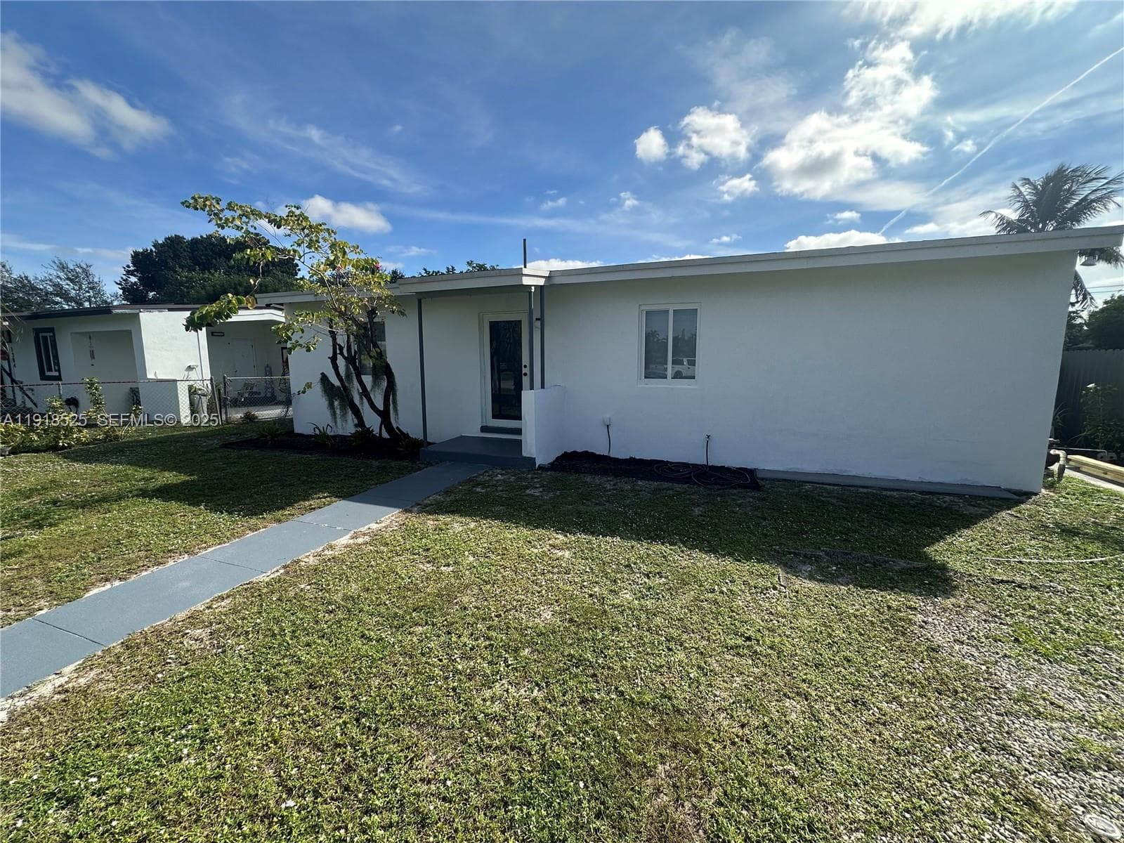 1308 NW 13th Ct photo 4