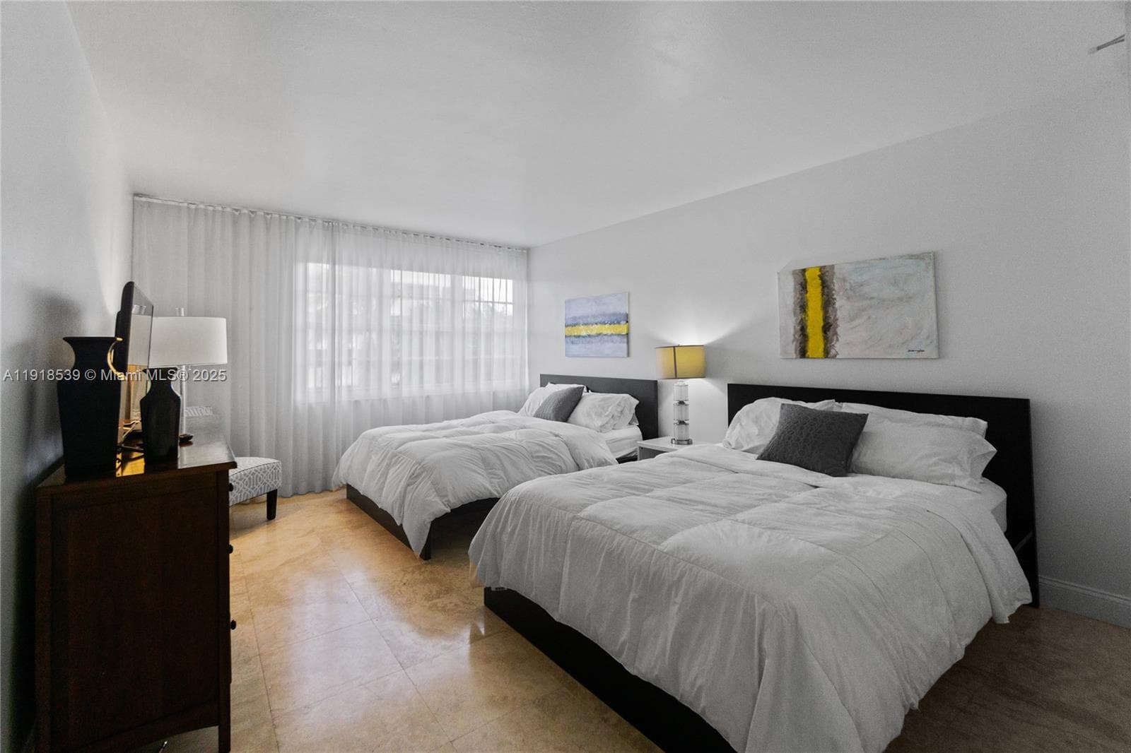 The Decoplage · #302 in Miami Beach - Photo 11