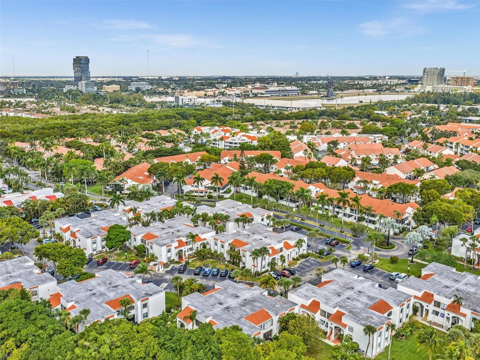 MARINER VILLAGE GARDEN CO · #133 in Aventura - Photo 36