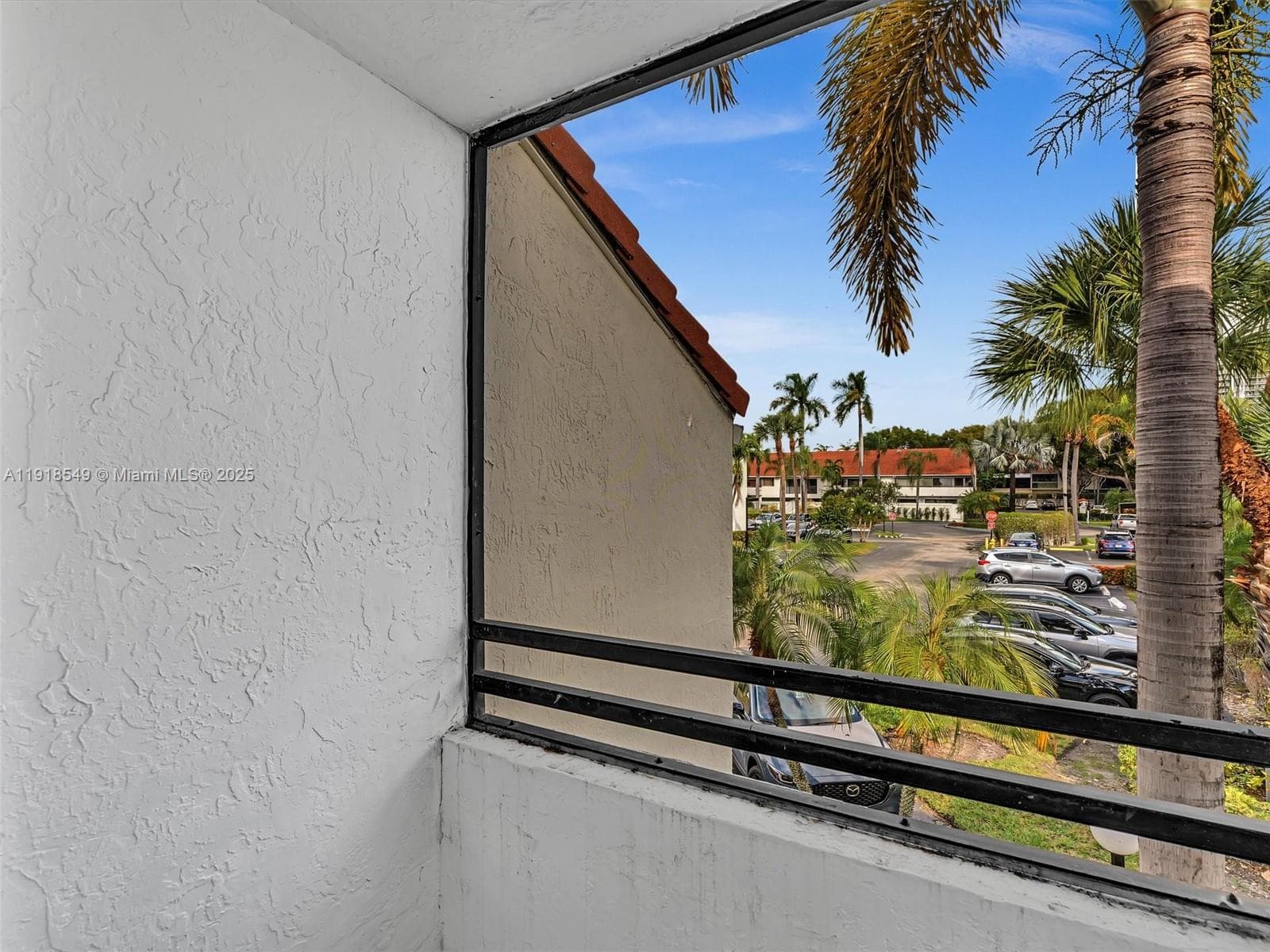 MARINER VILLAGE GARDEN CO · #133 in Aventura - Photo 28