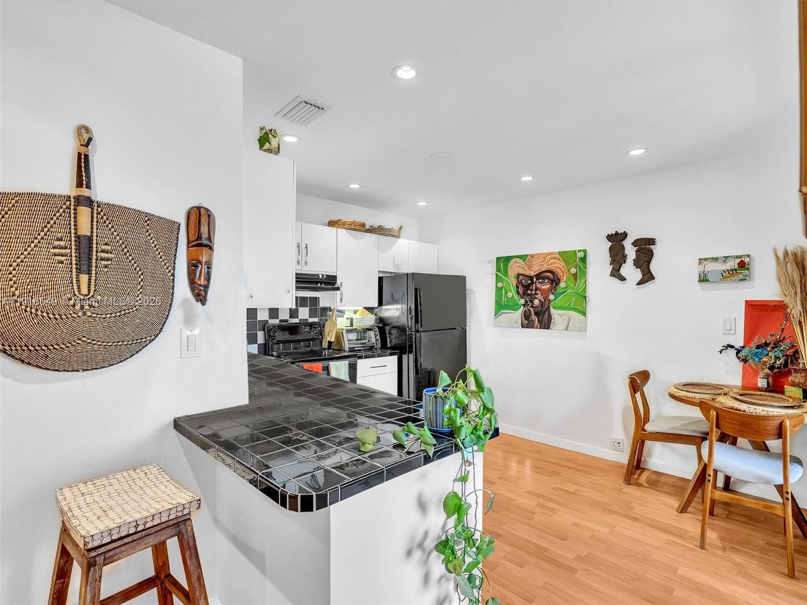 MARINER VILLAGE GARDEN CO · #133 in Aventura - Photo 9