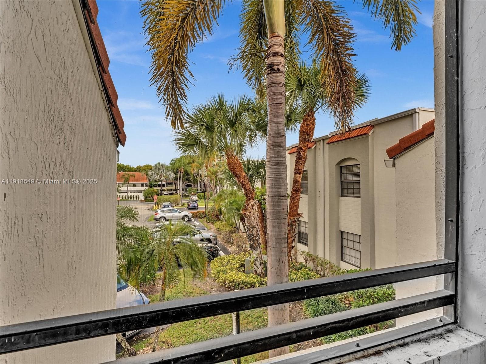 MARINER VILLAGE GARDEN CO · #133 in Aventura - Photo 29