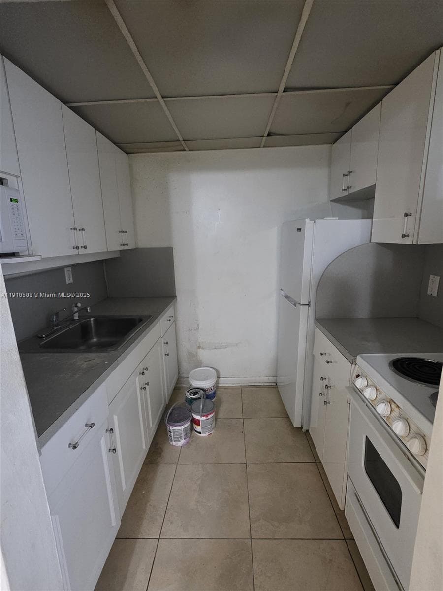 NORMANDY PLACE CONDO · #202 in Miami Beach - Photo 9