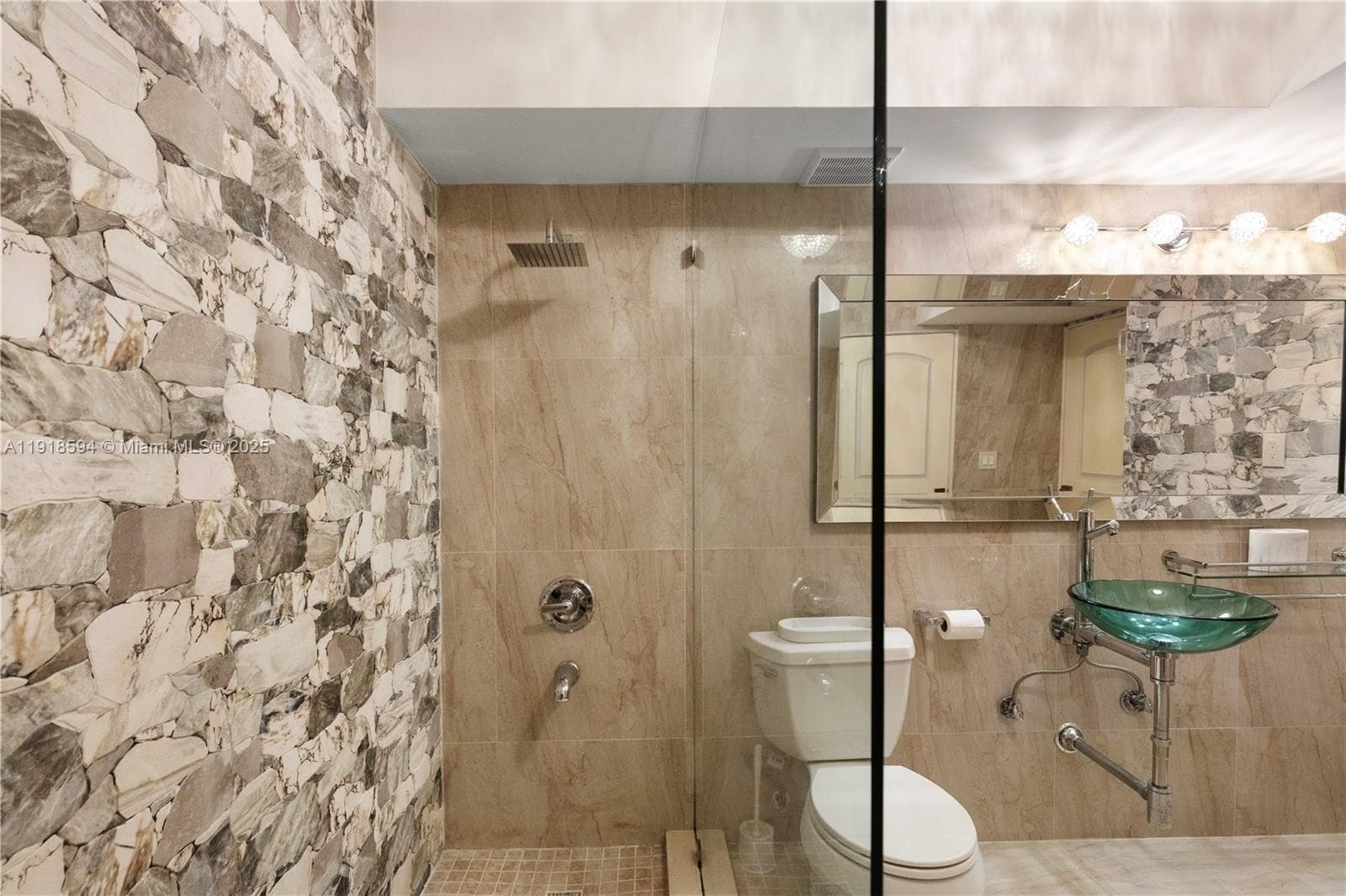 PARKER DORADO CONDO · #617 in Hallandale Beach - Photo 22