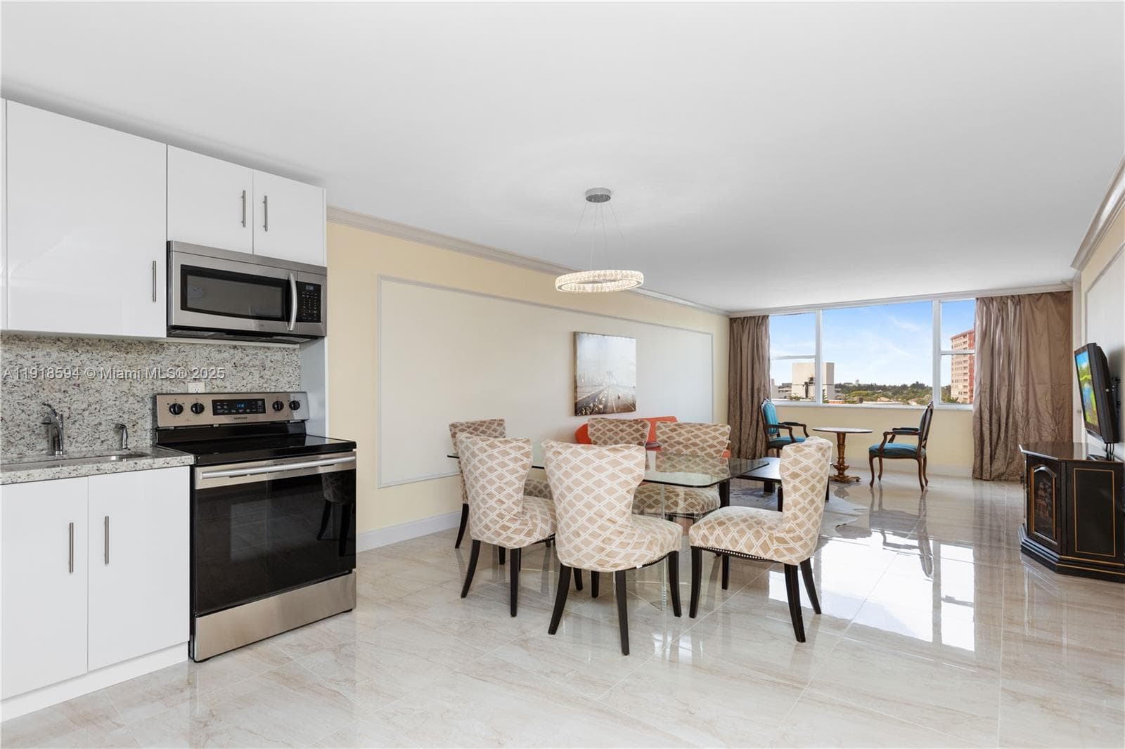 PARKER DORADO CONDO · #617 in Hallandale Beach - Photo 9