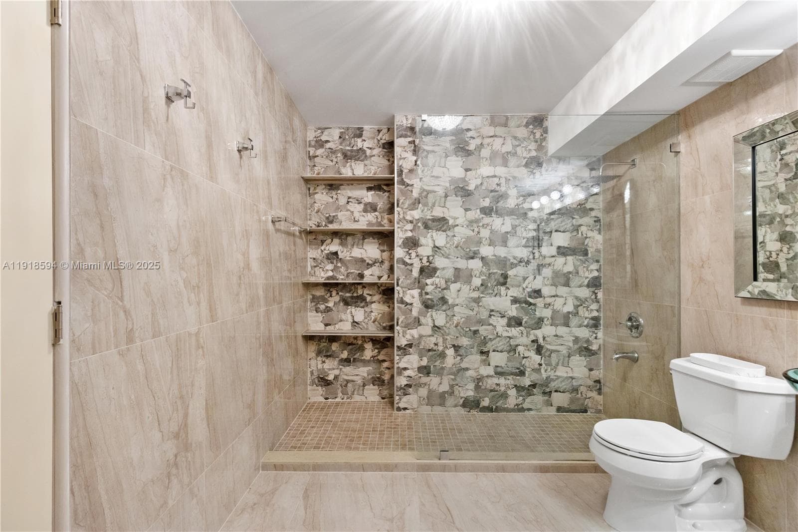 PARKER DORADO CONDO · #617 in Hallandale Beach - Photo 21