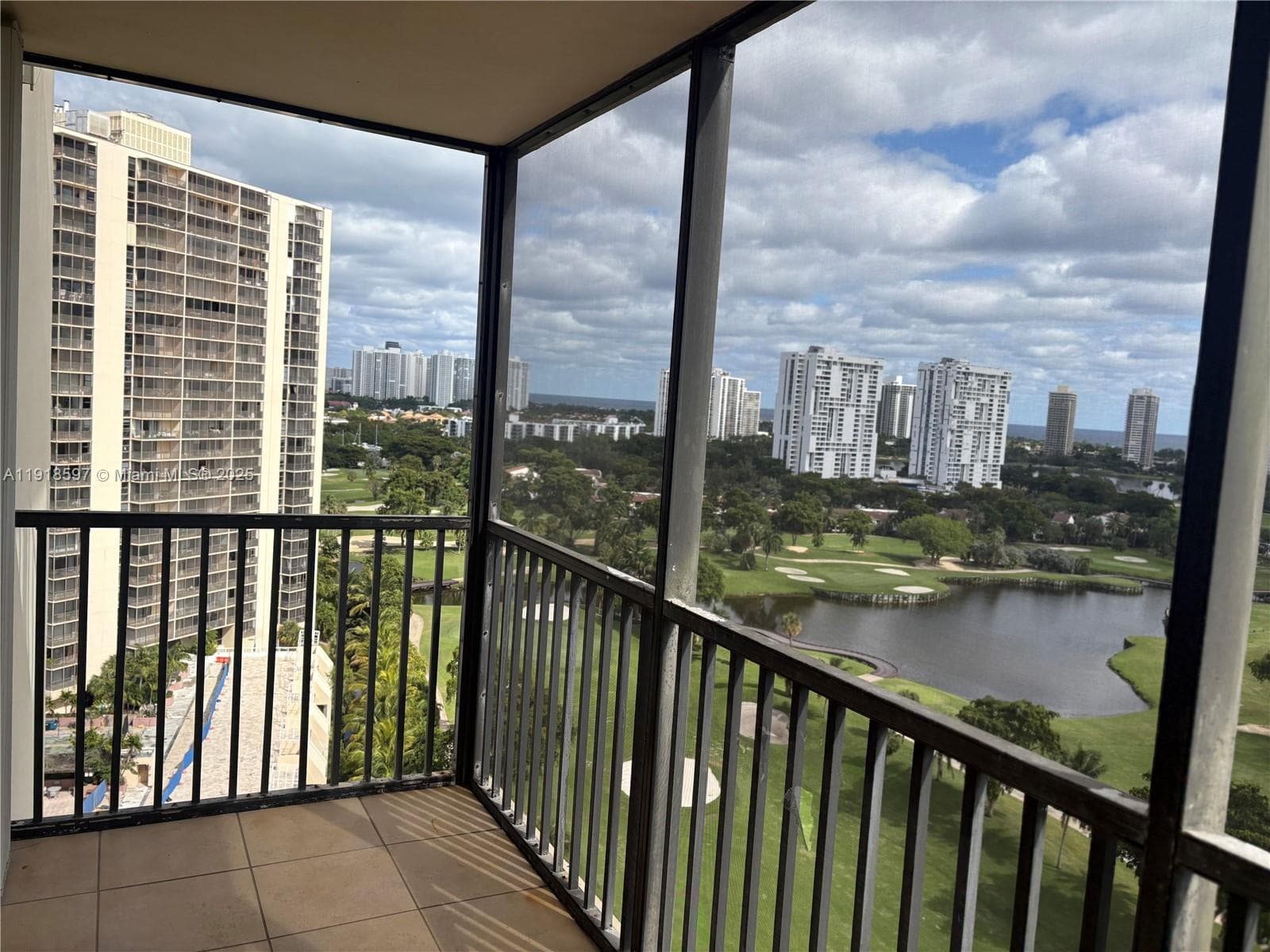 CORONADO ONE · #1804 in Aventura - Photo 5