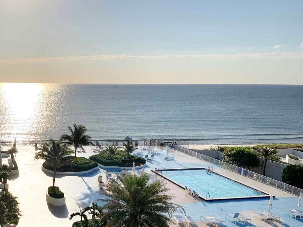 1a.-BARCLAY-POOL-VIEW-1024x767