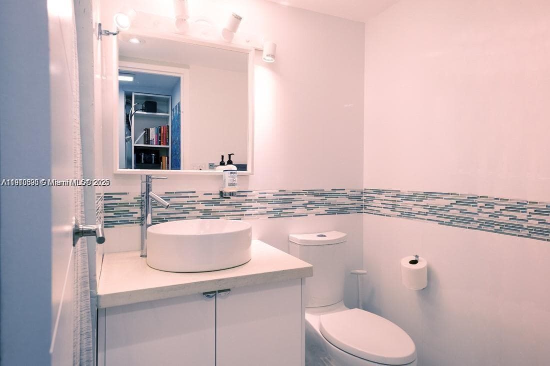 ARLEN HOUSE EAST CONDO · #1510 in Sunny Isles Beach - Photo 10