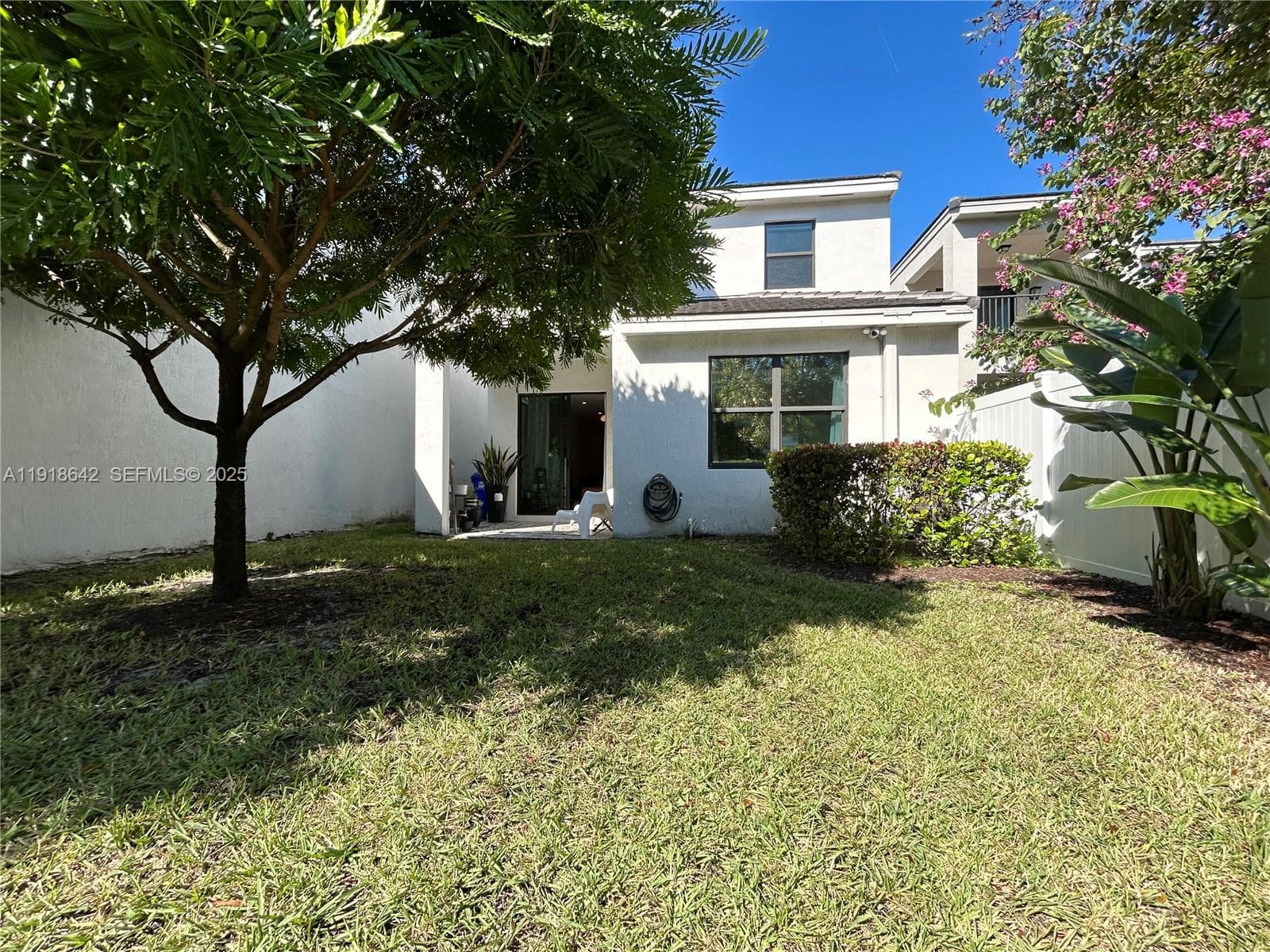 228 NW 36th Ave photo 28