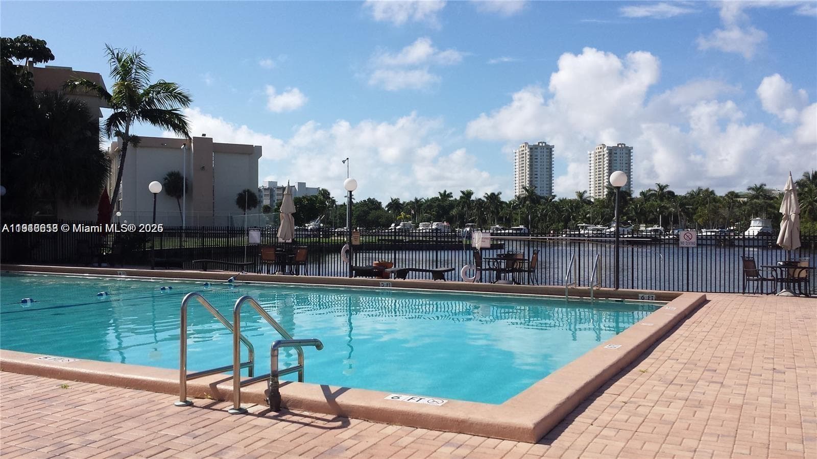DESOTO PARK CONDO · #515 in Hallandale Beach - Photo 26