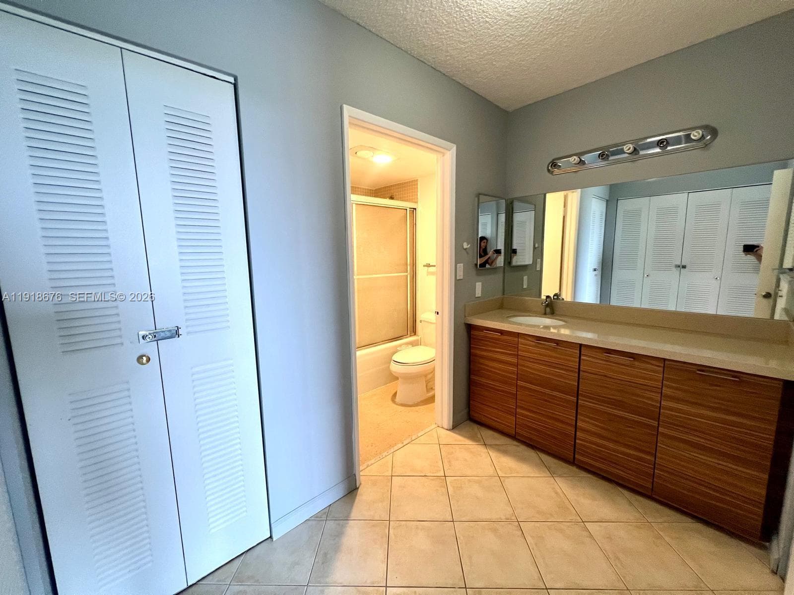 WATERVIEW CONDO · #541 in Aventura - Photo 10