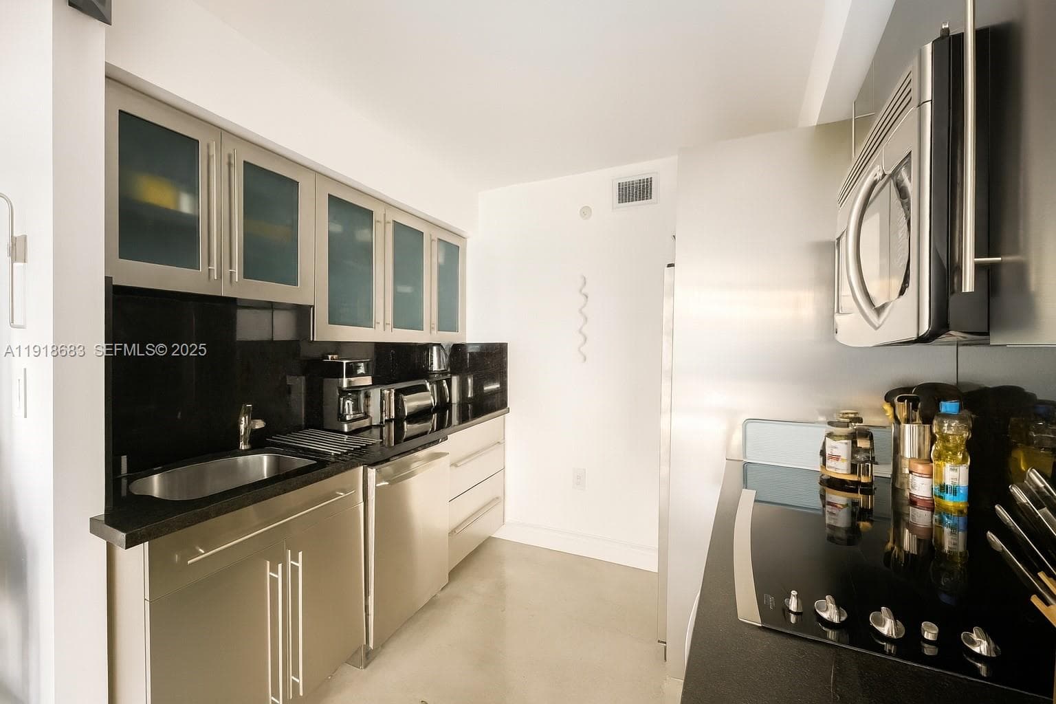 THE LOFTS AT SOUTH BEACH · #F408 in Miami Beach - Photo 4