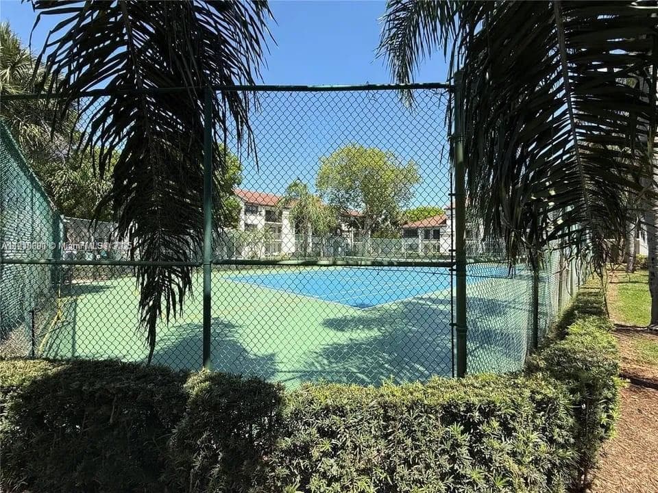 Hollywood Parc · #17-6 in Hollywood - Photo 17