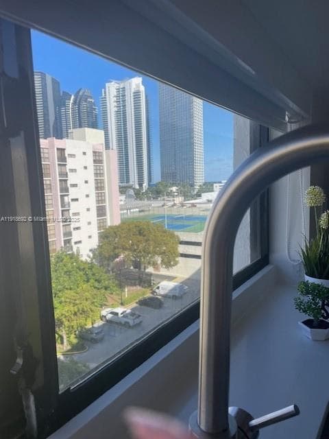 PLAZA OF AMERICAS CONDO · #805 in Sunny Isles Beach - Photo 36