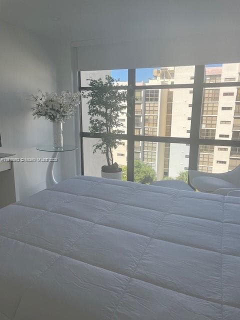 PLAZA OF AMERICAS CONDO · #805 in Sunny Isles Beach - Photo 4