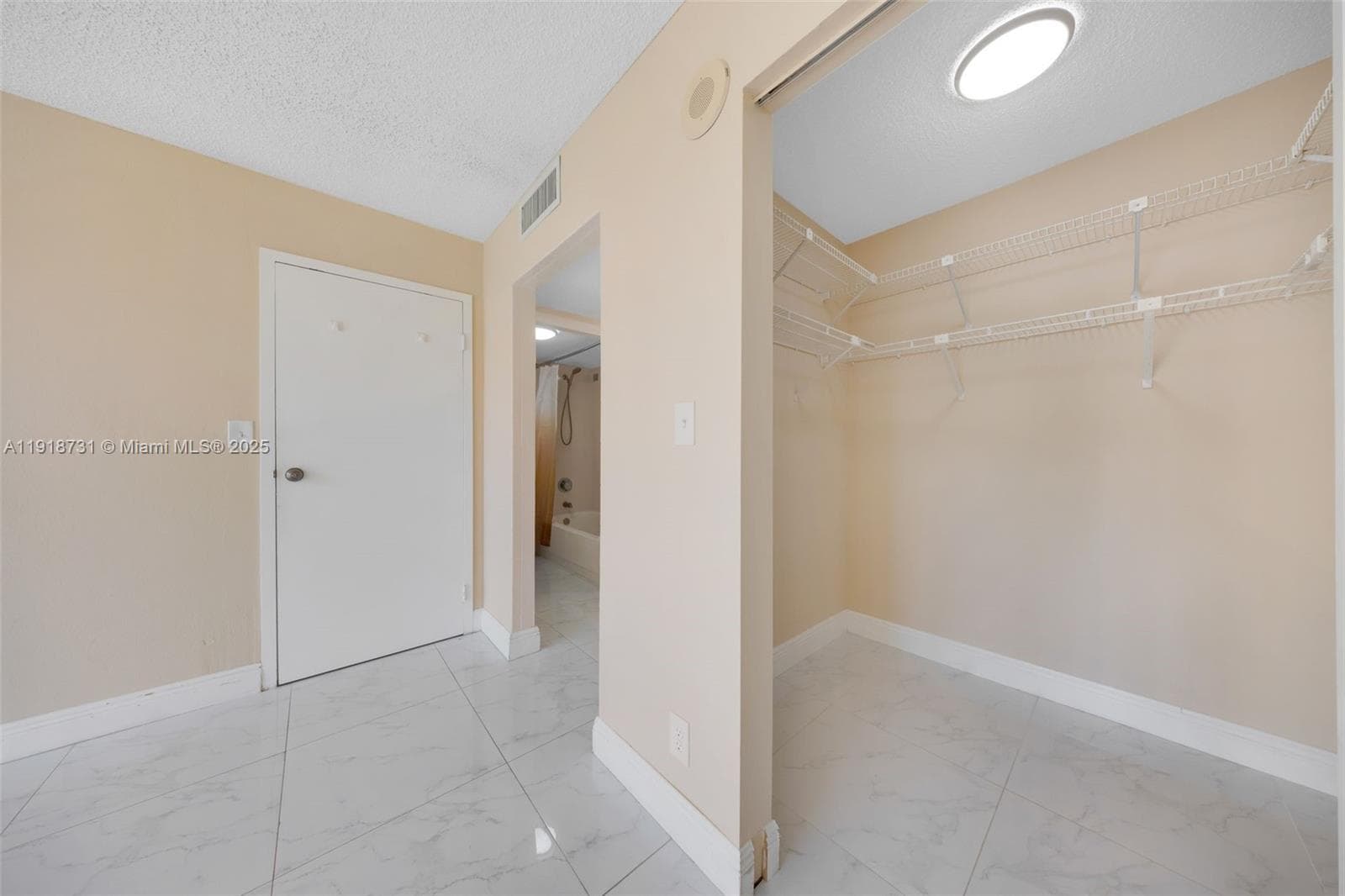 PLAZA OF AMERICAS CONDO P · #718 in Sunny Isles Beach - Photo 23
