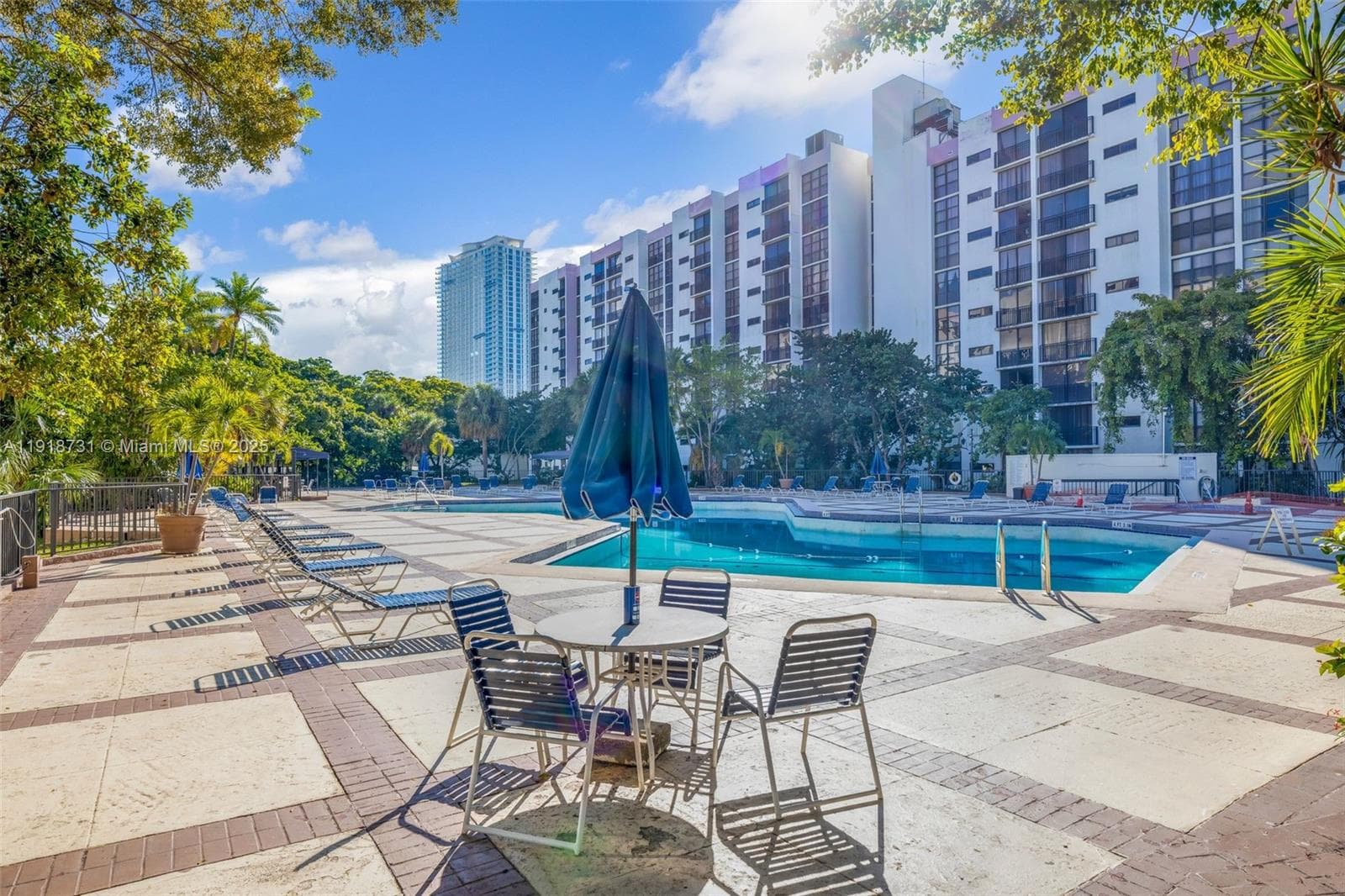 PLAZA OF AMERICAS CONDO P · #718 in Sunny Isles Beach - Photo 2