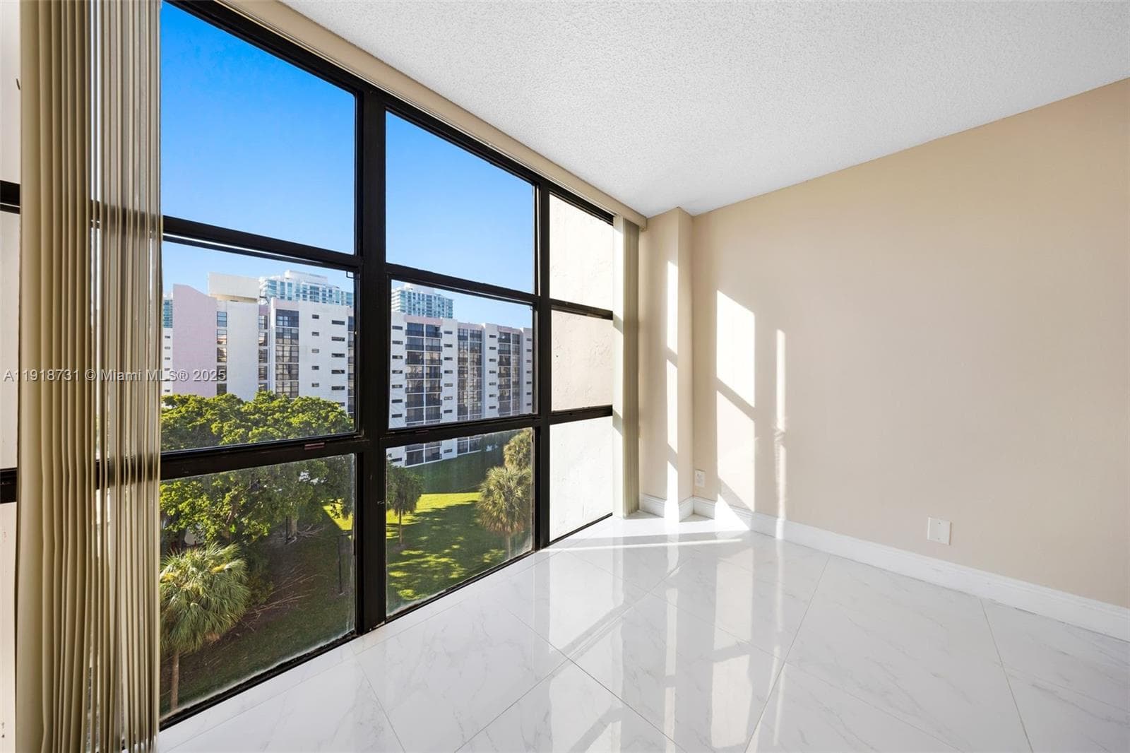PLAZA OF AMERICAS CONDO P · #718 in Sunny Isles Beach - Photo 12