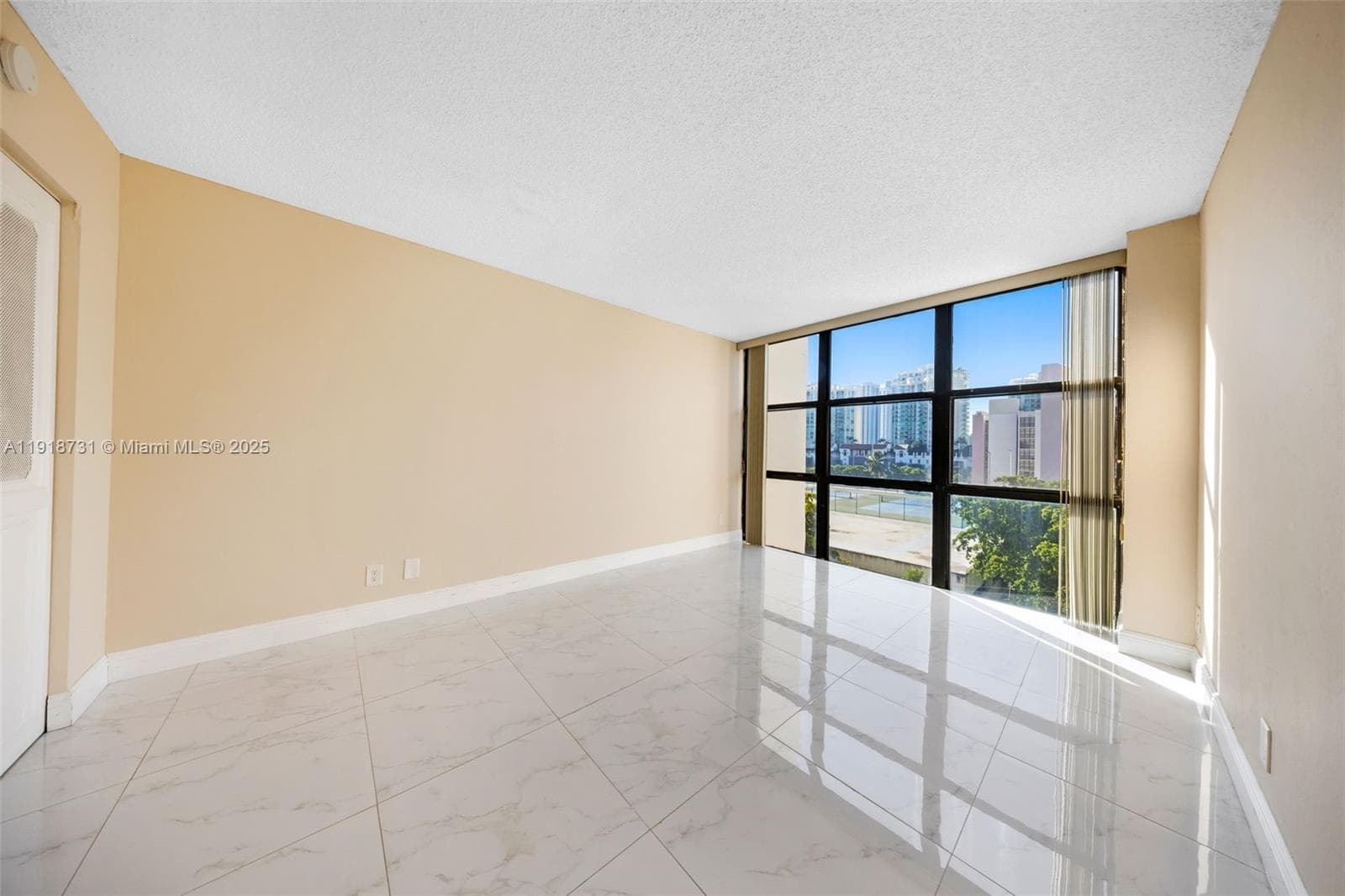PLAZA OF AMERICAS CONDO P · #718 in Sunny Isles Beach - Photo 20