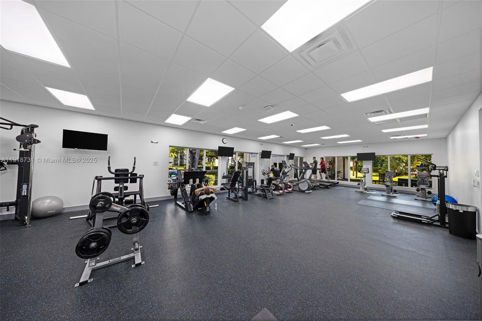 PLAZA OF AMERICAS CONDO P · #718 in Sunny Isles Beach - Photo 8