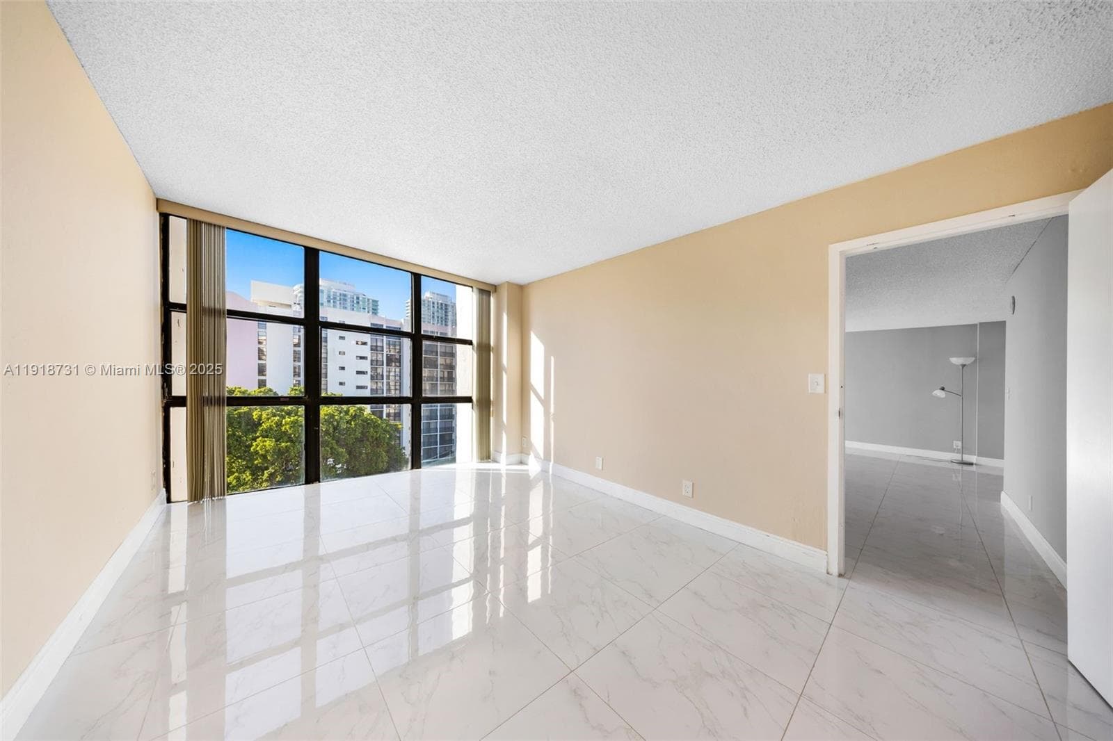PLAZA OF AMERICAS CONDO P · #718 in Sunny Isles Beach - Photo 21