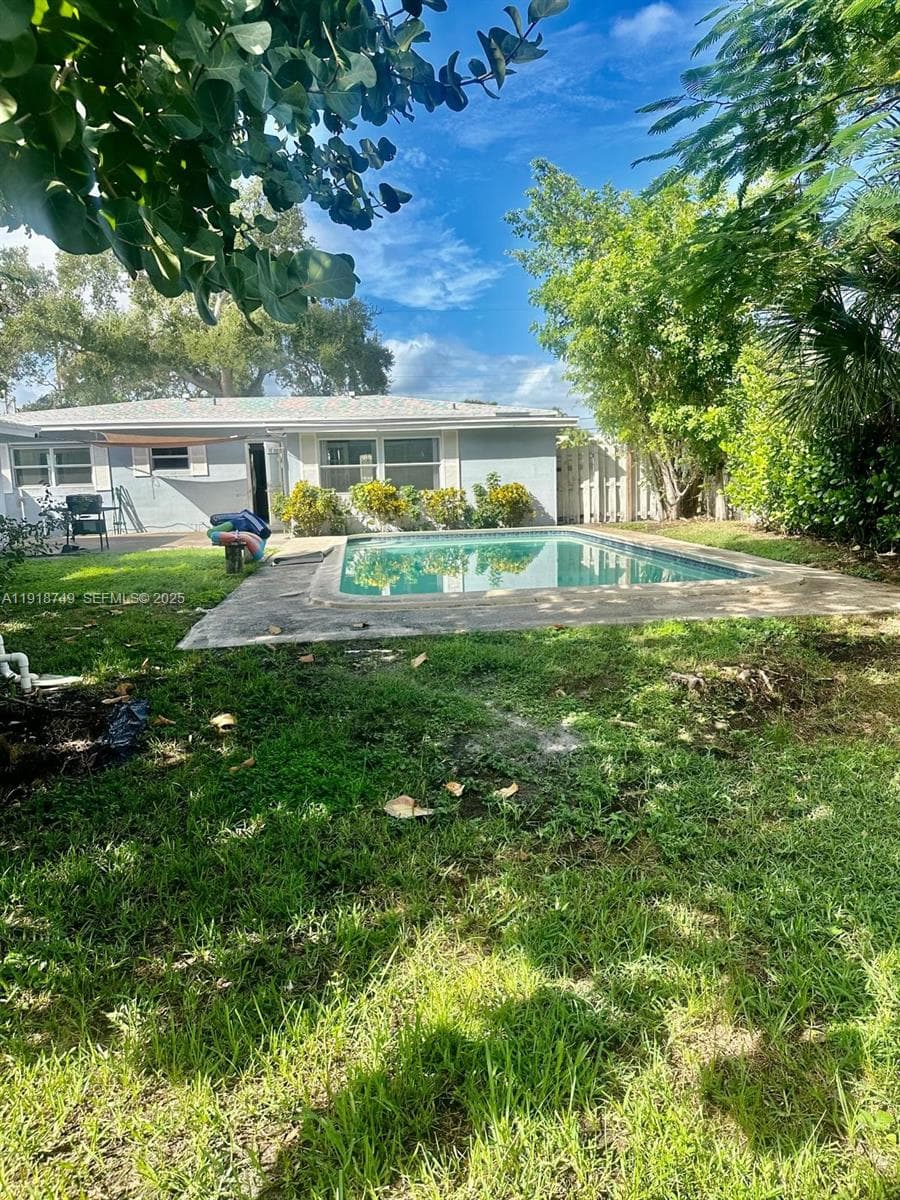 1810 SW 22nd Ave #FRONT photo 30
