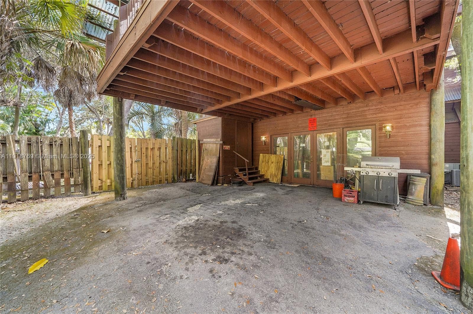 2300 SW 28th Ave photo 94