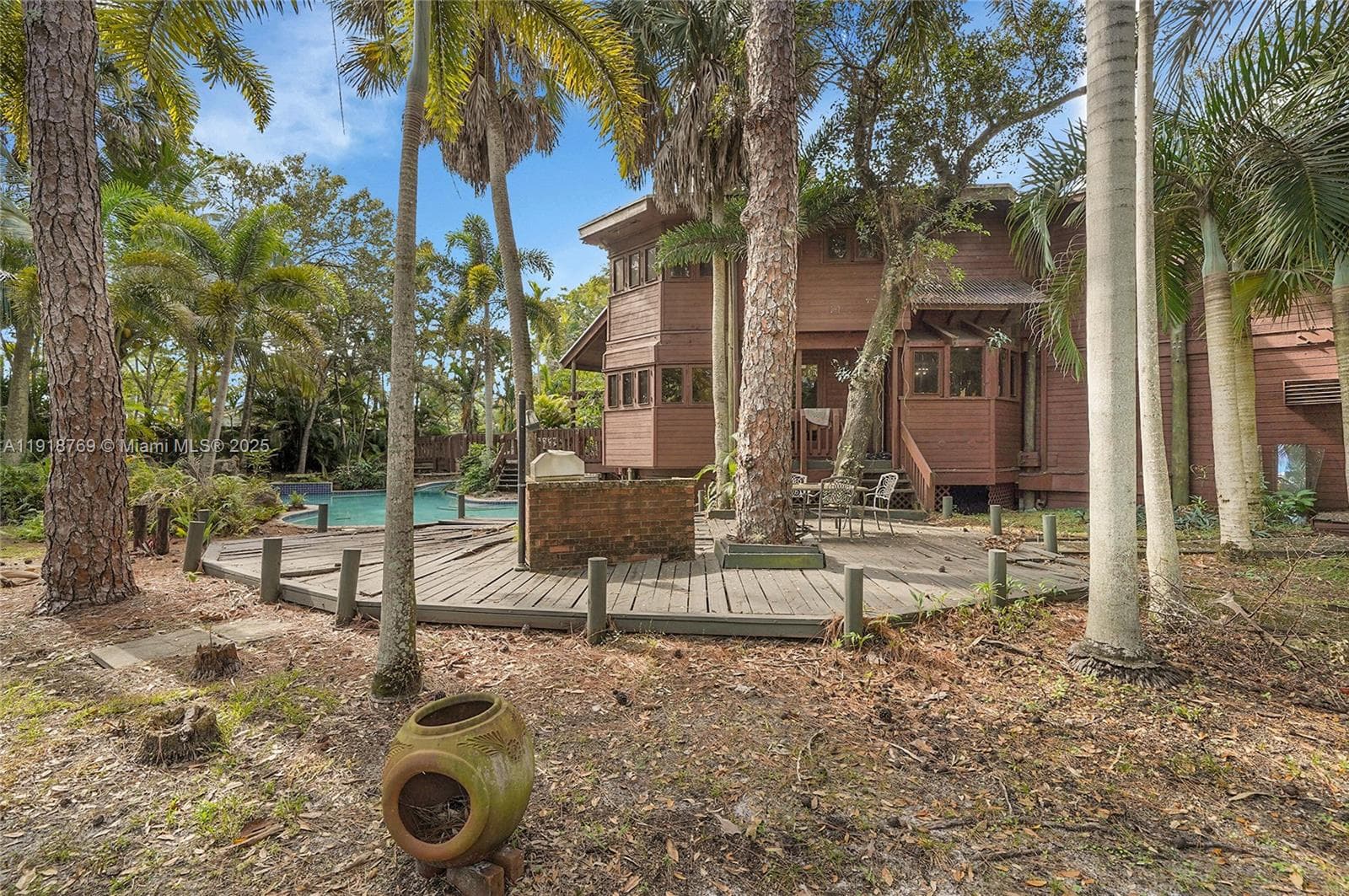 2300 SW 28th Ave photo 78