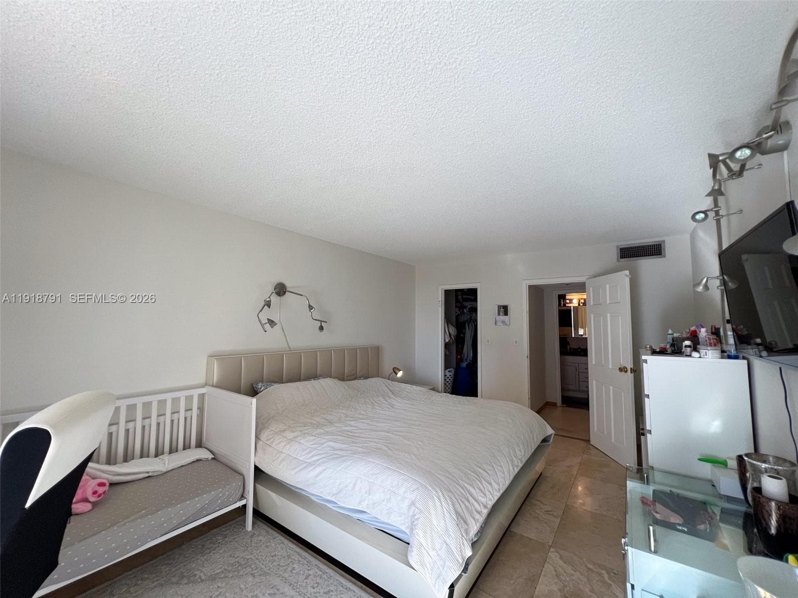 DeSoto Park South · #506 in Hallandale Beach - Photo 16