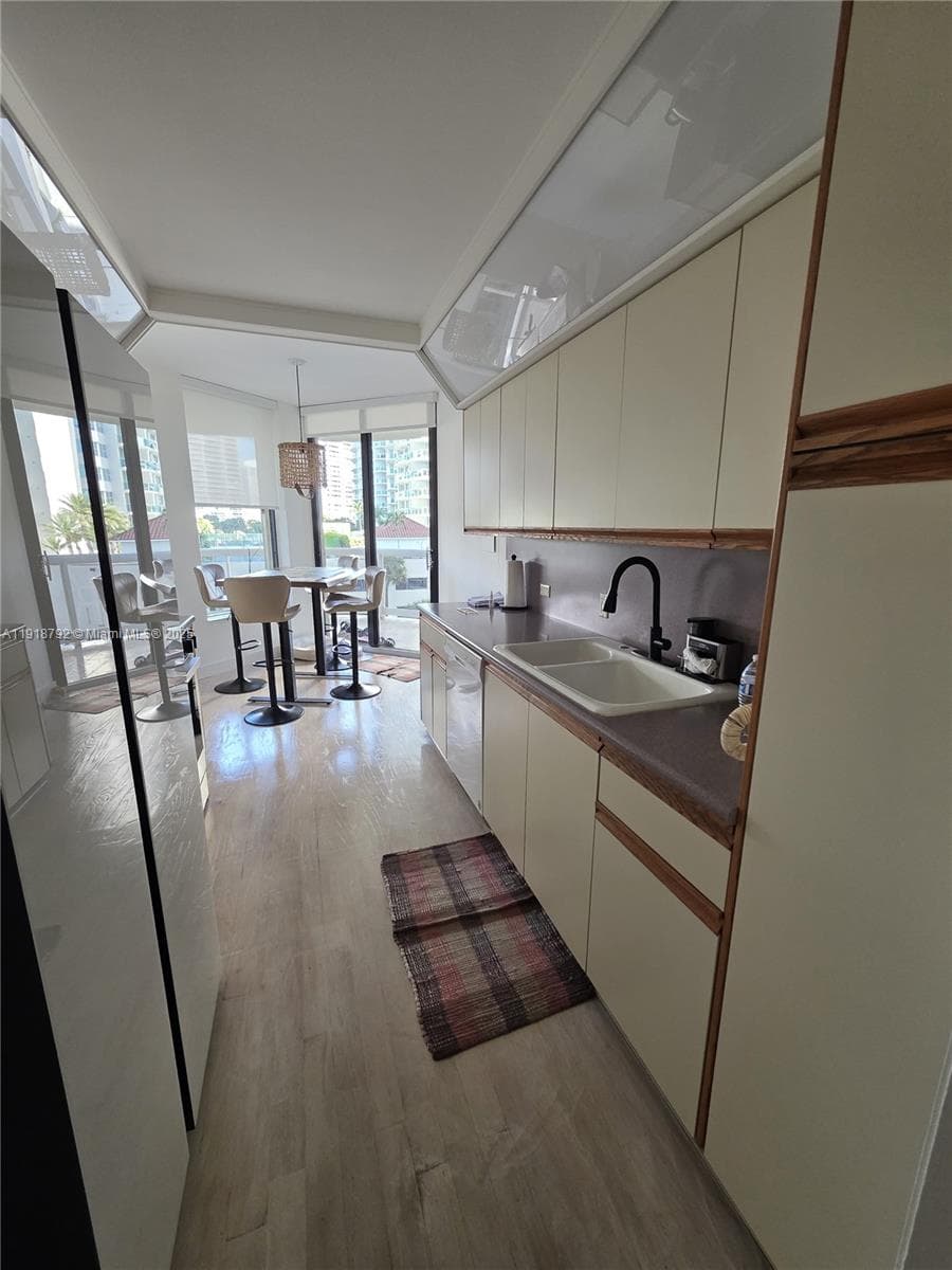TERRACES NORTH TURNBERRY · #403 in Aventura - Photo 6
