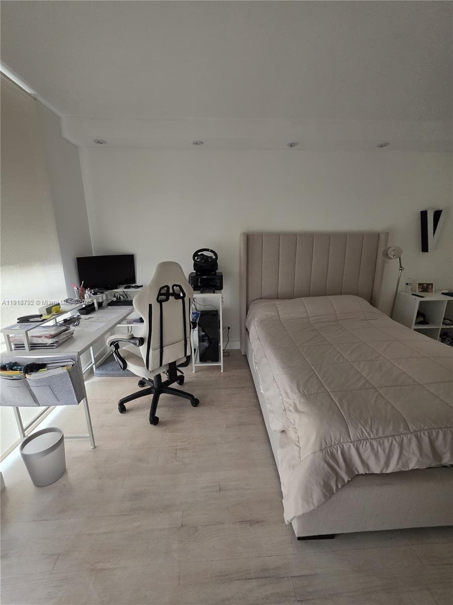 TERRACES NORTH TURNBERRY · #403 in Aventura - Photo 16