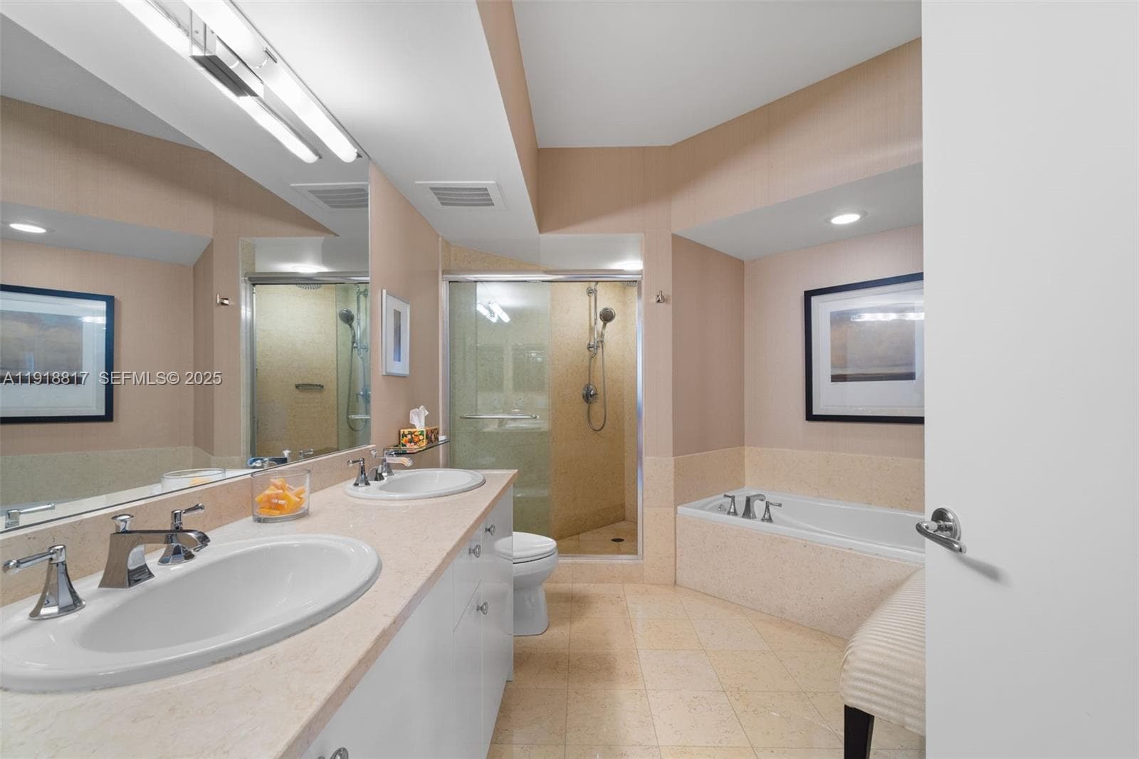 TURNBERRY VLG NO TOWER CO · #1002 in Aventura - Photo 18