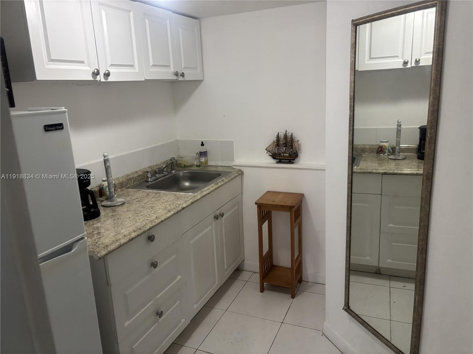 KNIGHTS INN CONDO/HOTEL · #2366 in Hallandale Beach - Photo 3